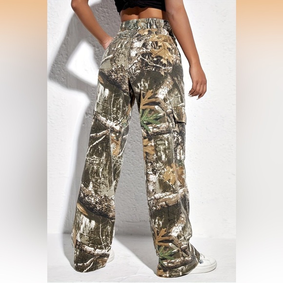 Camo Cargo Pants Size Large Brown Camouflage Wide Leg Pull On Style Relaxed Fit - Picture 3 of 15